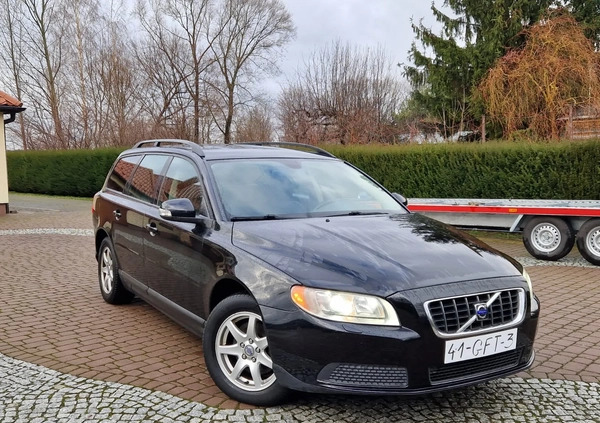 Volvo V70 cena 25777 przebieg: 235000, rok produkcji 2008 z Złoczew małe 277